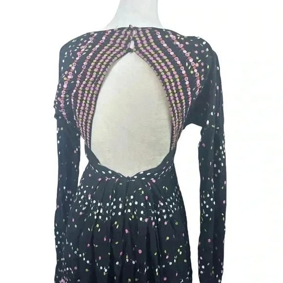 🔥 Host Pick 🔥 Free People dot patterned black dress with open back size 2 - Picture 5 of 11